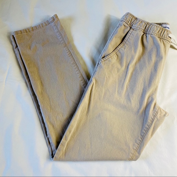 Old Navy relaxed slim khakis - Picture 1 of 3